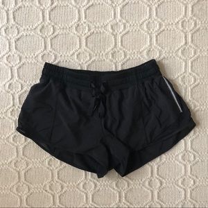 Lululemon Hotty Hot 2.5 Shorts